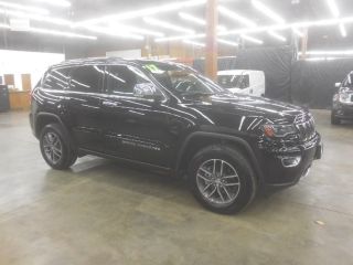 Used 2017 Jeep Grand Cherokee Limited Edition in Beaverton, Oregon