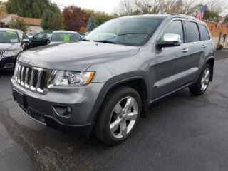Used 2013 Jeep Grand Cherokee Overland in Milwaukee, Wisconsin