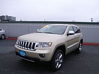 Used 2012 Jeep Grand Cherokee Overland in Medford, Massachusetts
