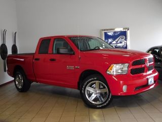 Used 2017 Ram 1500 ST in Kaukauna, Wisconsin