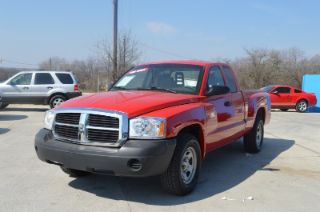 Used 2005 Dodge Dakota ST in McKinney, Texas