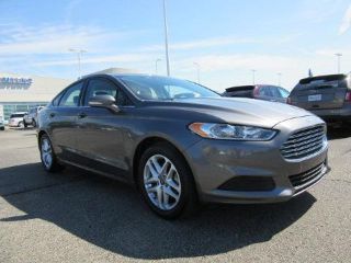 Used 2014 Ford Fusion SE in Macomb, Michigan