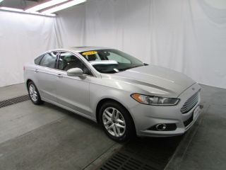 Used 2014 Ford Fusion SE in Davenport, Iowa
