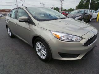 Ford Focus SE 2015