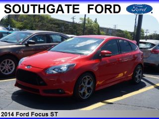 Used 2014 Ford Focus ST in Southgate, Michigan