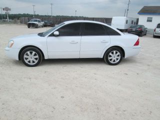 Used 2005 Ford Five Hundred SE in Buda, Texas