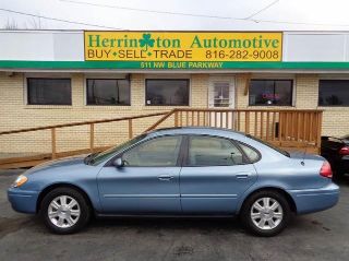 Used 2005 Ford Taurus SEL in Lee's Summit, Missouri