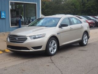 Used 2017 Ford Taurus SE in Kent City, Michigan