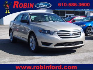 Used 2017 Ford Taurus SE in Glenolden, Pennsylvania