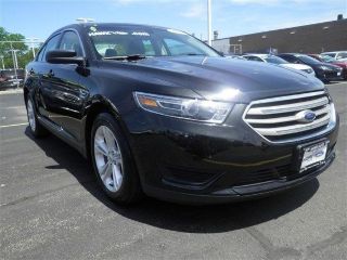 Used 2015 Ford Taurus SE in Oak Lawn, Illinois