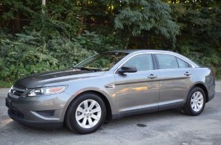 Used 2012 Ford Taurus SE in Naugatuck, Connecticut