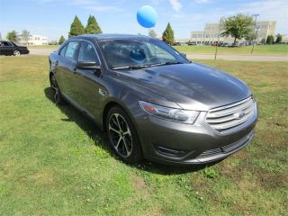 Used 2015 Ford Taurus SEL in Evansville, Indiana
