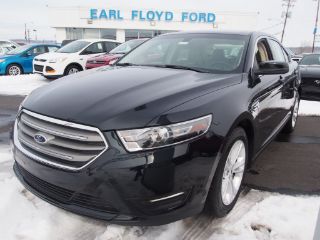 Used 2015 Ford Taurus SEL in Carrollton, Kentucky