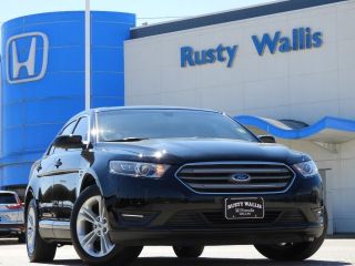 Used 2016 Ford Taurus SEL in Dallas, Texas