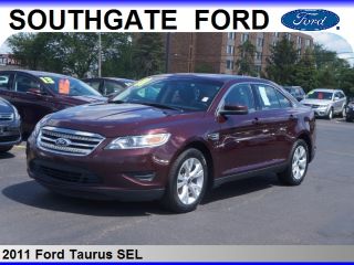 Used 2011 Ford Taurus SEL in Southgate, Michigan