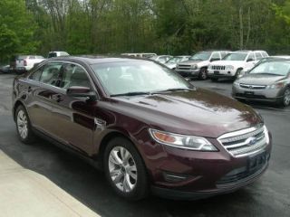 Used 2011 Ford Taurus SEL in North Dartmouth, Massachusetts