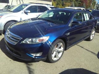 Used 2011 Ford Taurus SHO in Brownstown Township, Michigan
