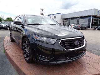 Used 2013 Ford Taurus SHO in Roselle, Illinois