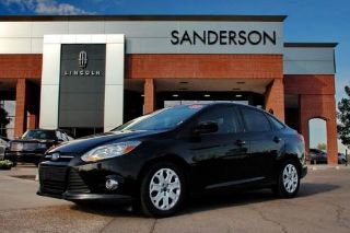 Ford Focus SE 2012