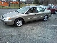 Ford Taurus SE 2006