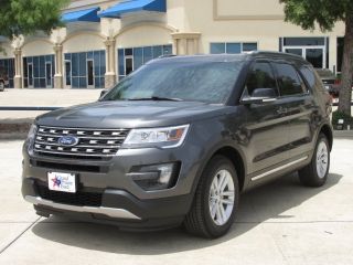 Used 2016 Ford Explorer XLT in Grand Prairie, Texas