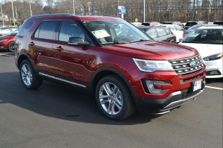 Used 2017 Ford Explorer XLT in East Greenwich, Rhode Island