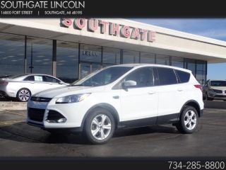 Used 2015 Ford Escape SE in Southgate, Michigan