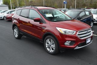 Used 2017 Ford Escape SE in East Greenwich, Rhode Island