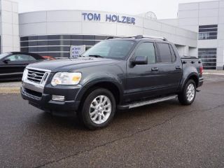 Used 2009 Ford Explorer Sport Trac Limited in Farmington Hills, Michigan
