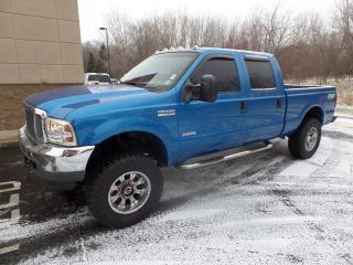 Used 2000 Ford F-250 Lariat in Maplewood, Minnesota