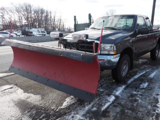 Used 2002 Ford F-250 XLT in Elmwood Park, New Jersey