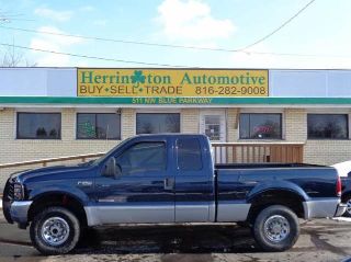 Used 2003 Ford F-250 XLT in Lee's Summit, Missouri