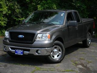 Used 2006 Ford F-150 XLT in Carol Stream, Illinois