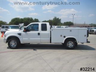 Used 2009 Ford F-250 XL in Grand Prairie, Texas