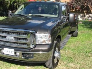 Used 2005 Ford F-350 in Calabasas, California