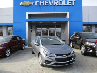 Used 2018 Chevrolet Cruze LT in Indianapolis, Indiana