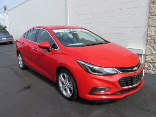 Used 2017 Chevrolet Cruze Premier in Independence, Missouri