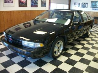 Used 1996 Chevrolet Caprice Classic/Impala in Farmington, Michigan