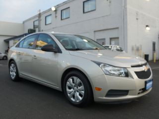 Used 2014 Chevrolet Cruze LS in Jersey City, New Jersey