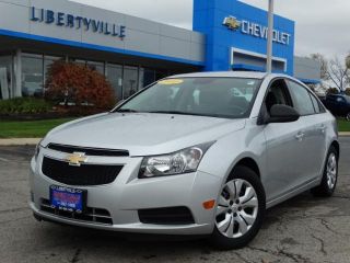Used 2014 Chevrolet Cruze LS in Libertyville, Illinois