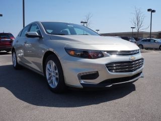 Used 2016 Chevrolet Malibu LT in Dexter, Michigan