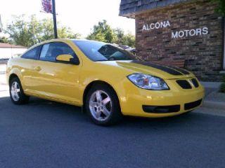 Used 2009 Pontiac G5 Base in Lincoln, Michigan