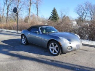 Used 2006 Pontiac Solstice in Fort Wayne, Indiana
