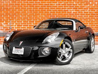 Used 2007 Pontiac Solstice GXP in Burbank, California