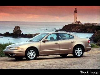 Used 2000 Oldsmobile Alero GL in North Aurora, Illinois