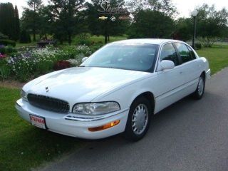 Used 1998 Buick Park Avenue in Monticello, Iowa