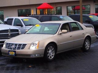 Used 2009 Cadillac DTS in Champaign, Illinois