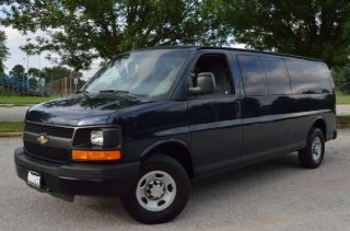 Used 2010 Chevrolet Express 3500 in Omaha, Nebraska