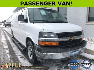 Used 2017 Chevrolet Express 3500 in Tinley Park, Illinois