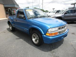 Chevrolet S-10 LS 2000